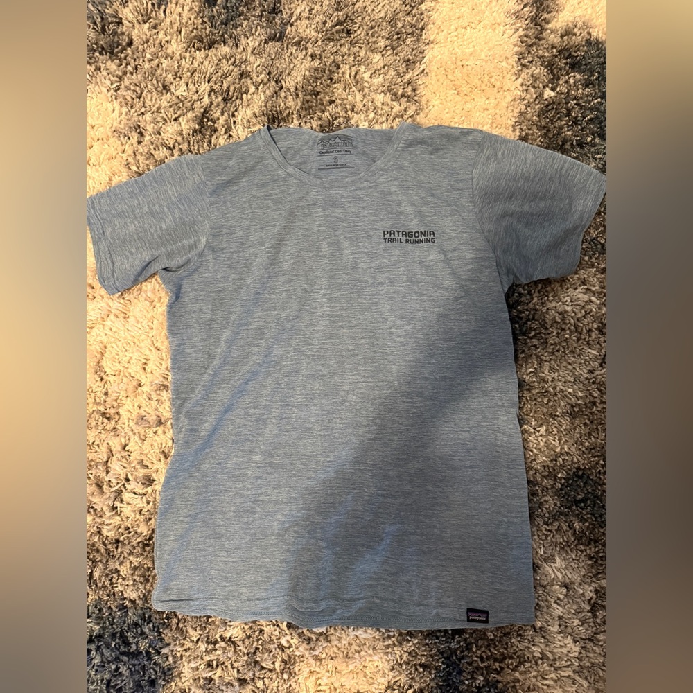 Patagonia size small Capilene Cool Daily trail running shirt